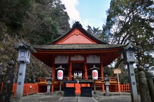 【金刀比羅宮】厳魂神社には天狗・烏天狗の彫り物があります