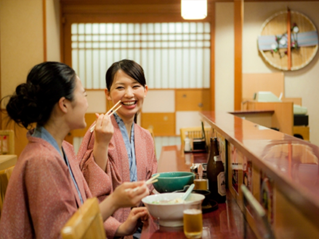 2階うどん処「花のれん」をご紹介します☆